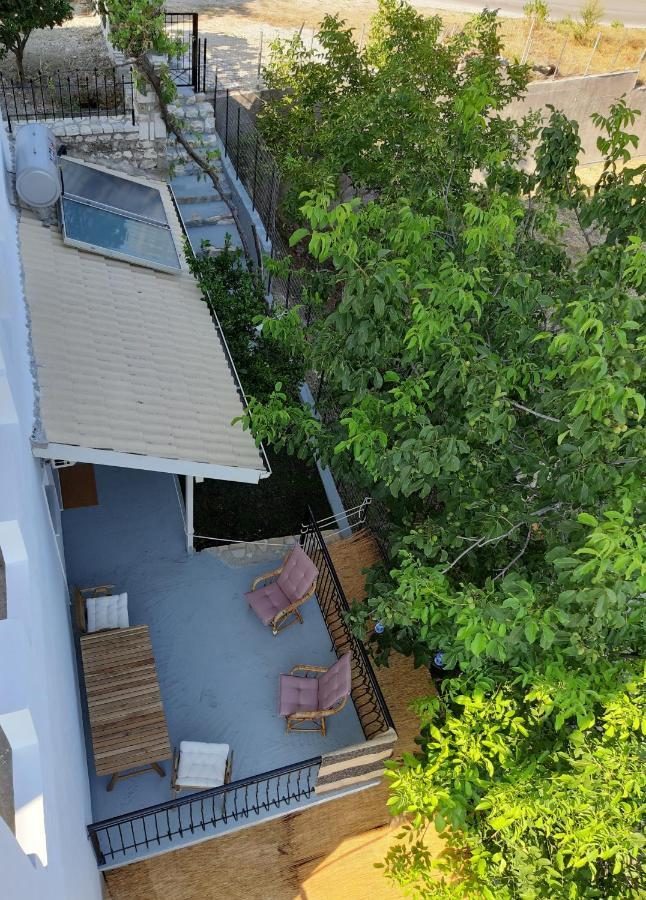 Byron House Parga Exterior foto